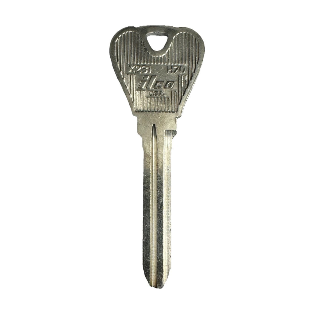 ILCO - H70 - X231 - FORD Festiva 1994 - Key Blank — edited cover photo