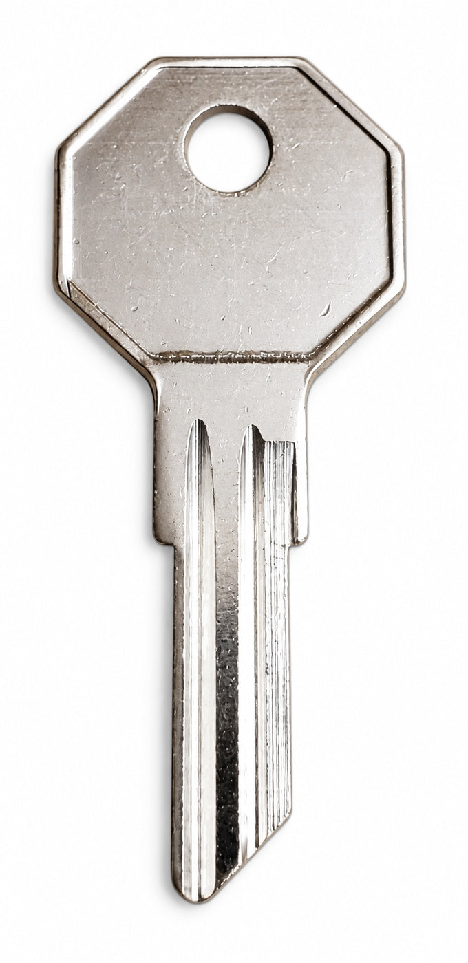 Ilco - H1122M - T2 - Key Blank - Taylor — lighting-cleaned gallery photo 2; original retained