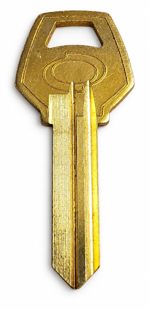 C089 - CO89 - Key Blank - Brass - Vintage — lighting-cleaned gallery photo 2; original retained
