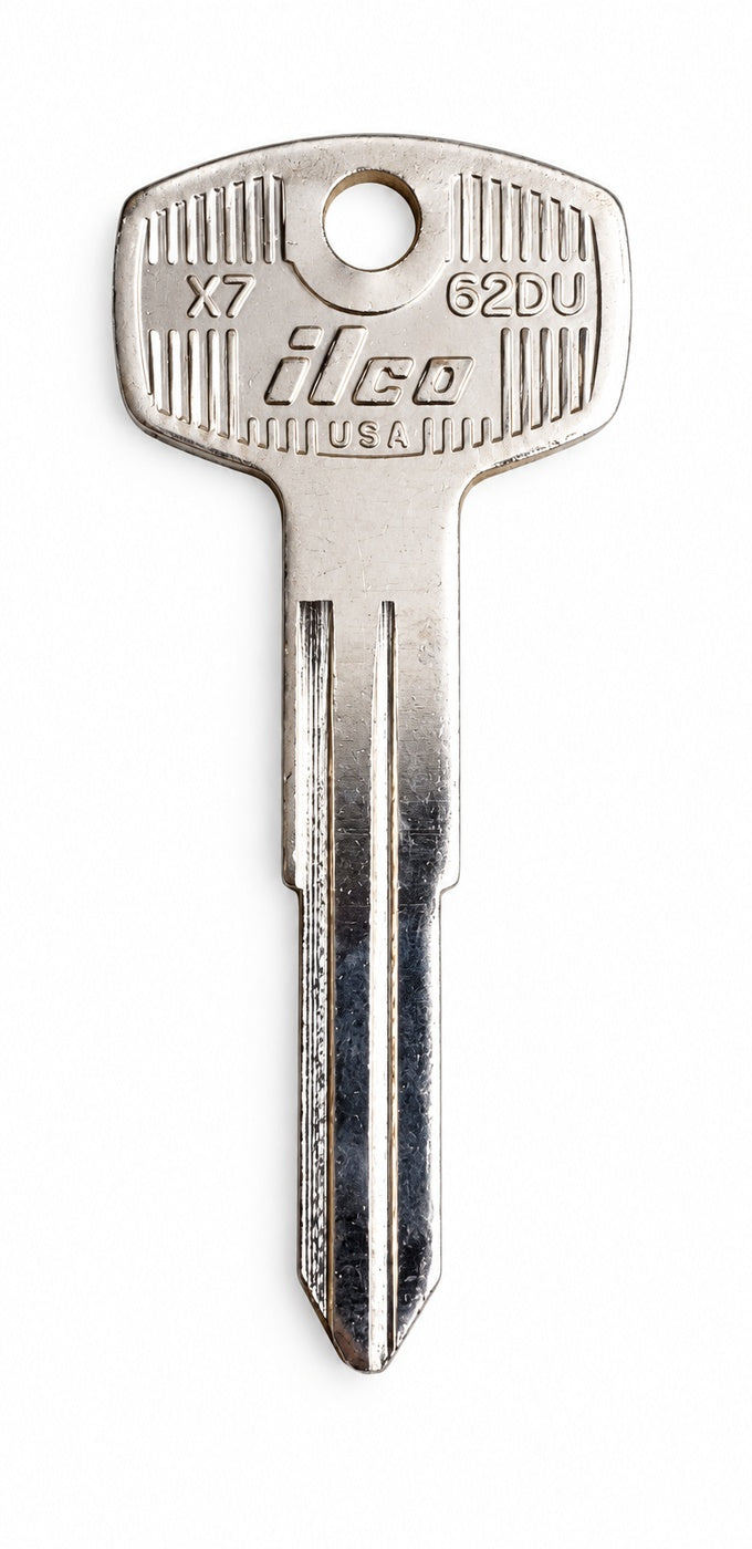 Ilco - X7 - 62DU - Key Blank - Nissan — lighting-cleaned gallery photo 2; original retained