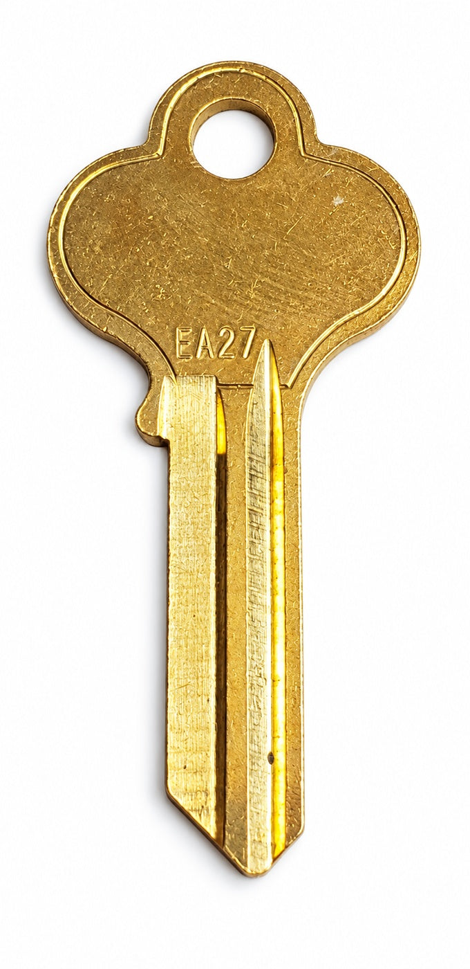 EA27 - EA 27 - Key Blank — lighting-cleaned gallery photo 2; original retained
