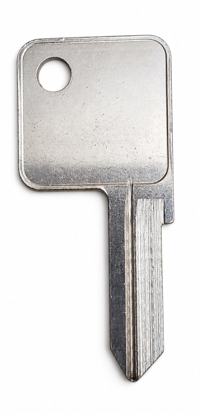 Ilco - 1612 - TM12 - Key Blank - Trimark — lighting-cleaned gallery photo 2; original retained
