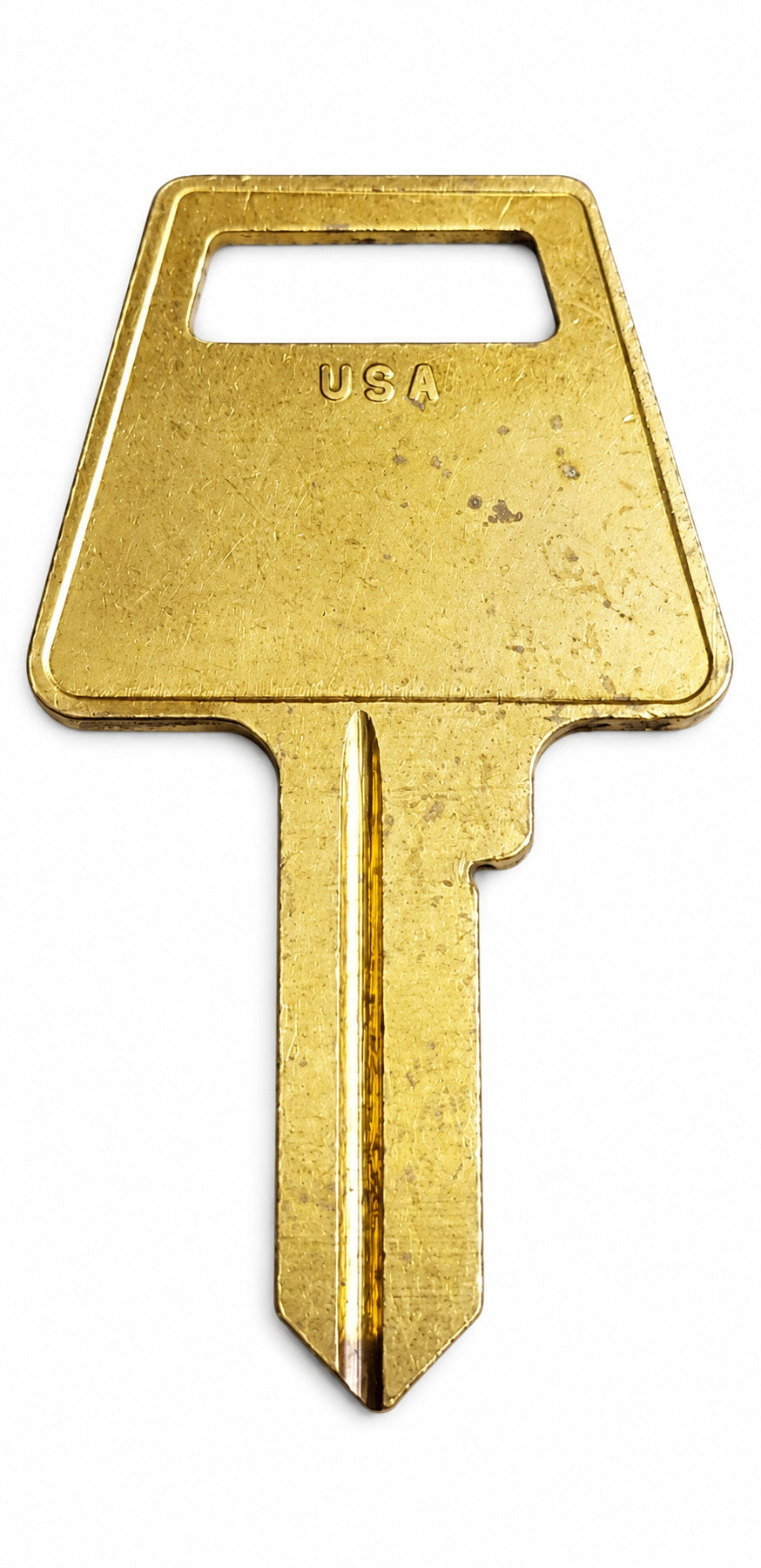 LSDA - AM3 - 1045 - Key Blank — lighting-cleaned gallery photo 2; original retained (source 47202074427635)