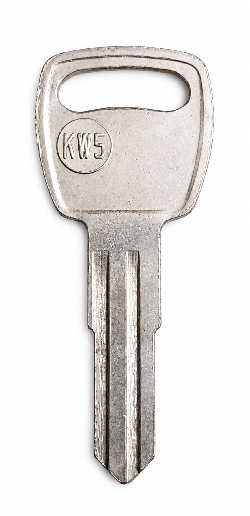DL - KW5 - Key Blank — lighting-cleaned gallery photo 2; original retained (source 47202087239923)
