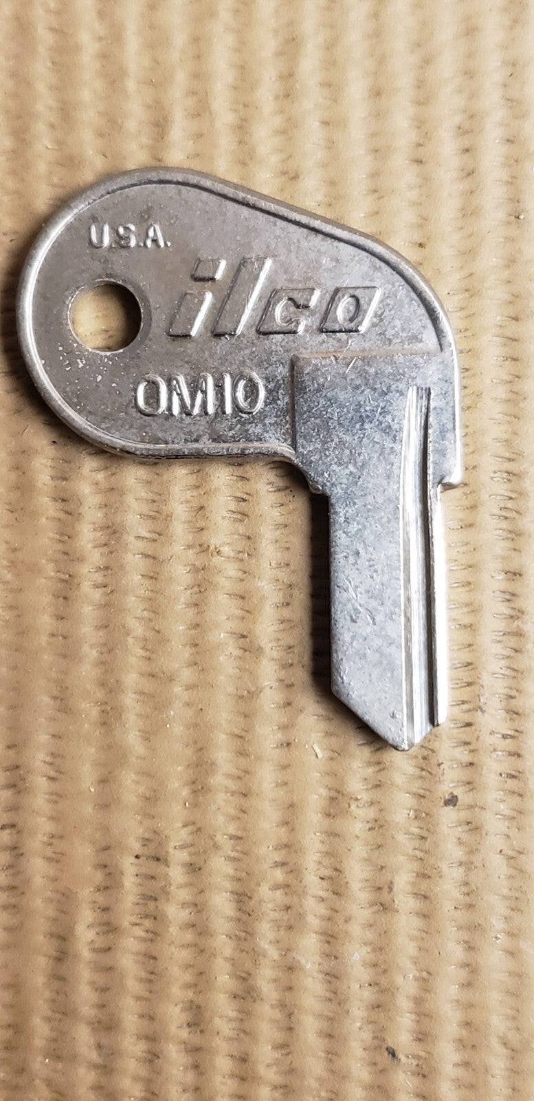 Ilco - OM10 - 0M10 - Evinrude - Key Blank — photo 1