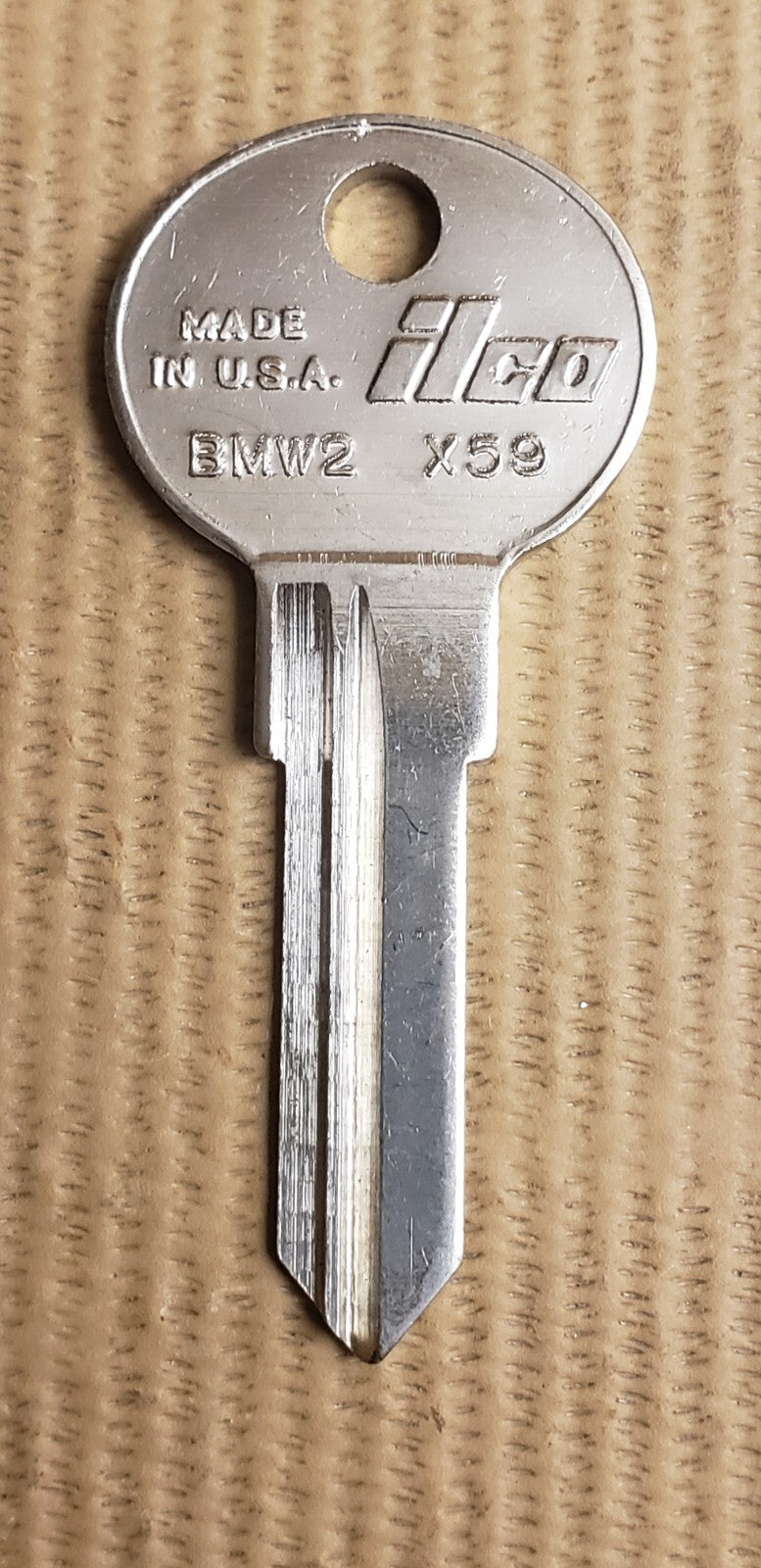 Ilco - BMW2 - X59 - BMW Motorcycle - Key Blank — photo 1