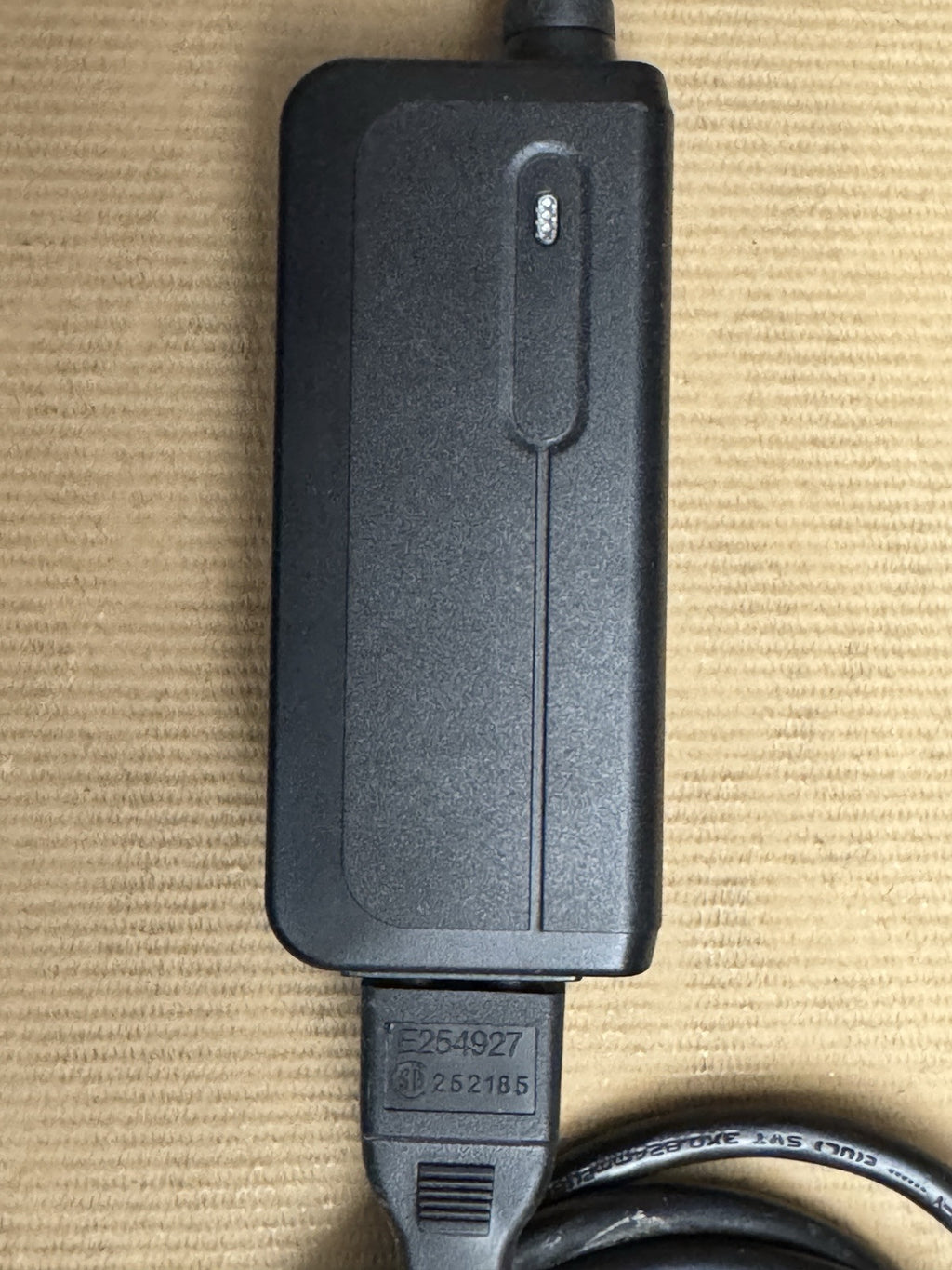 AC Adapter Power Supply 19V DC 2.1A — photo 4