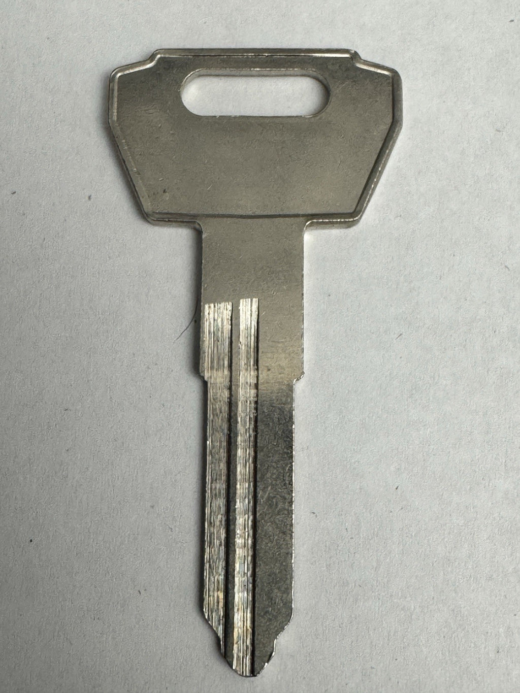 Ilco - SUZ12 - X179 - Key Blank - Suzuki Cycle — photo 3