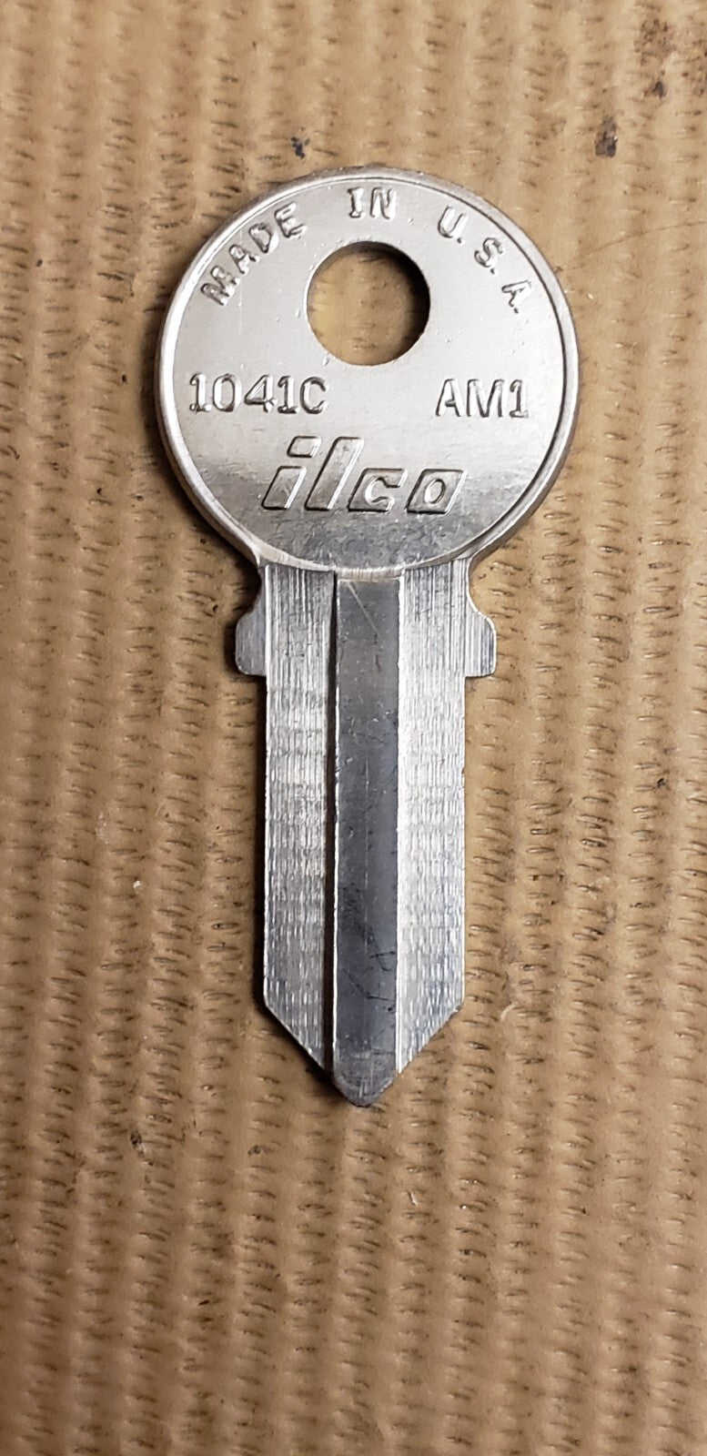 Ilco - AM1 - 1041C - Key Blank — photo 2