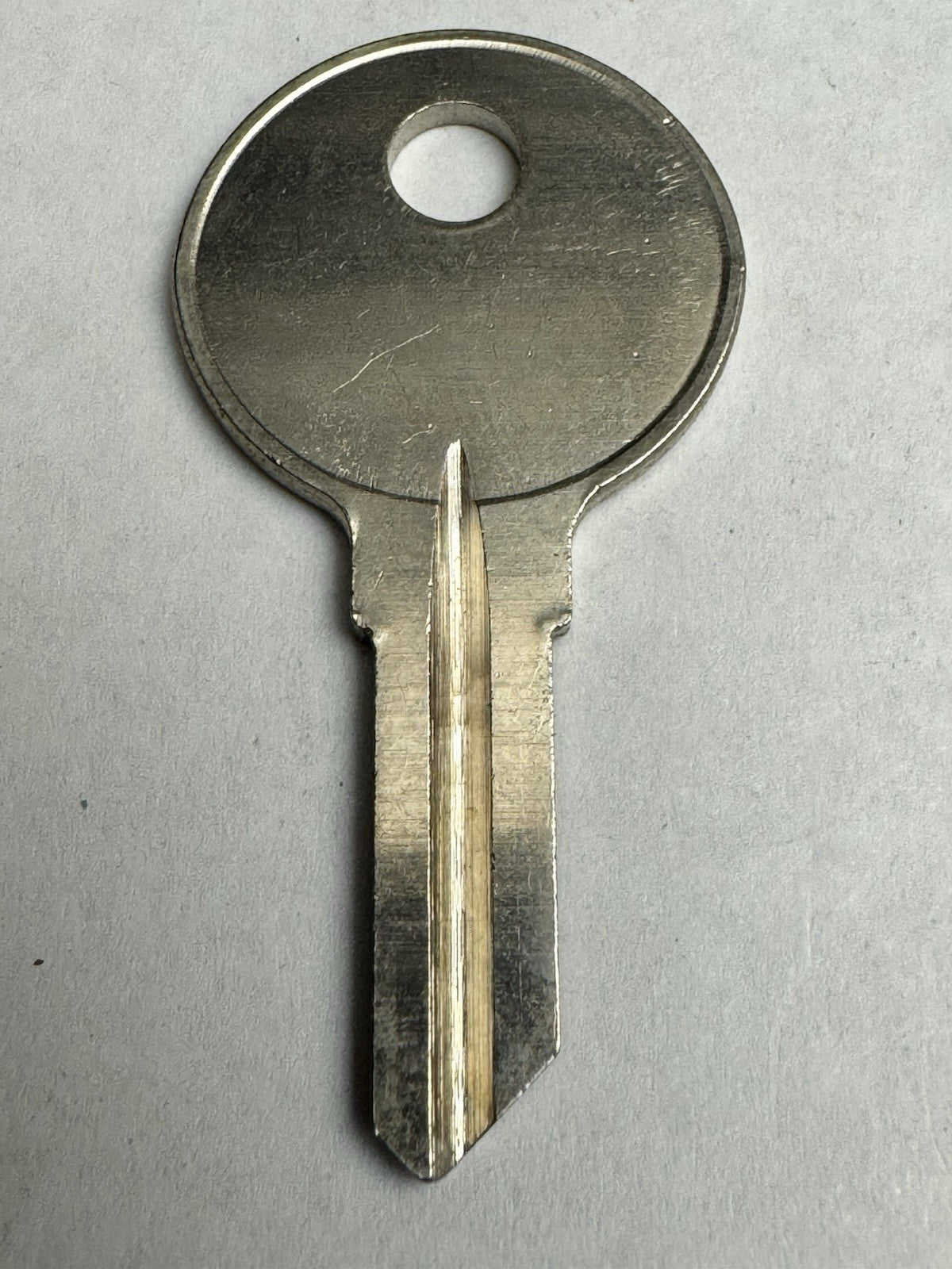 ILCO - 1069B - D8786 - Key Blank — photo 2