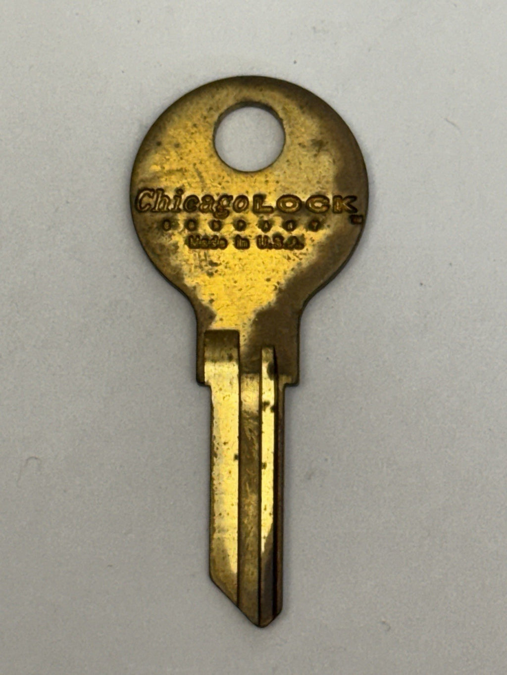OEM Chicago - DK-104-H - AP4 - 104AM - K104 - Key Blank - AMF - Vintage — photo 1