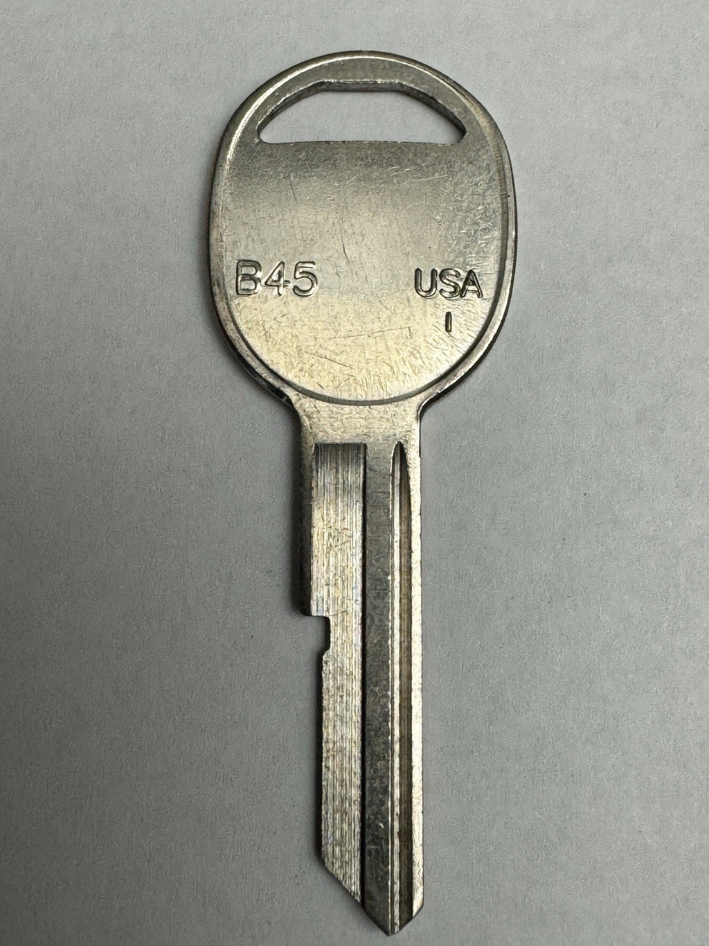Ilco - B45 - S1098H - Key Blank - GM " H " - Chevy - Door lock - USA — photo 4