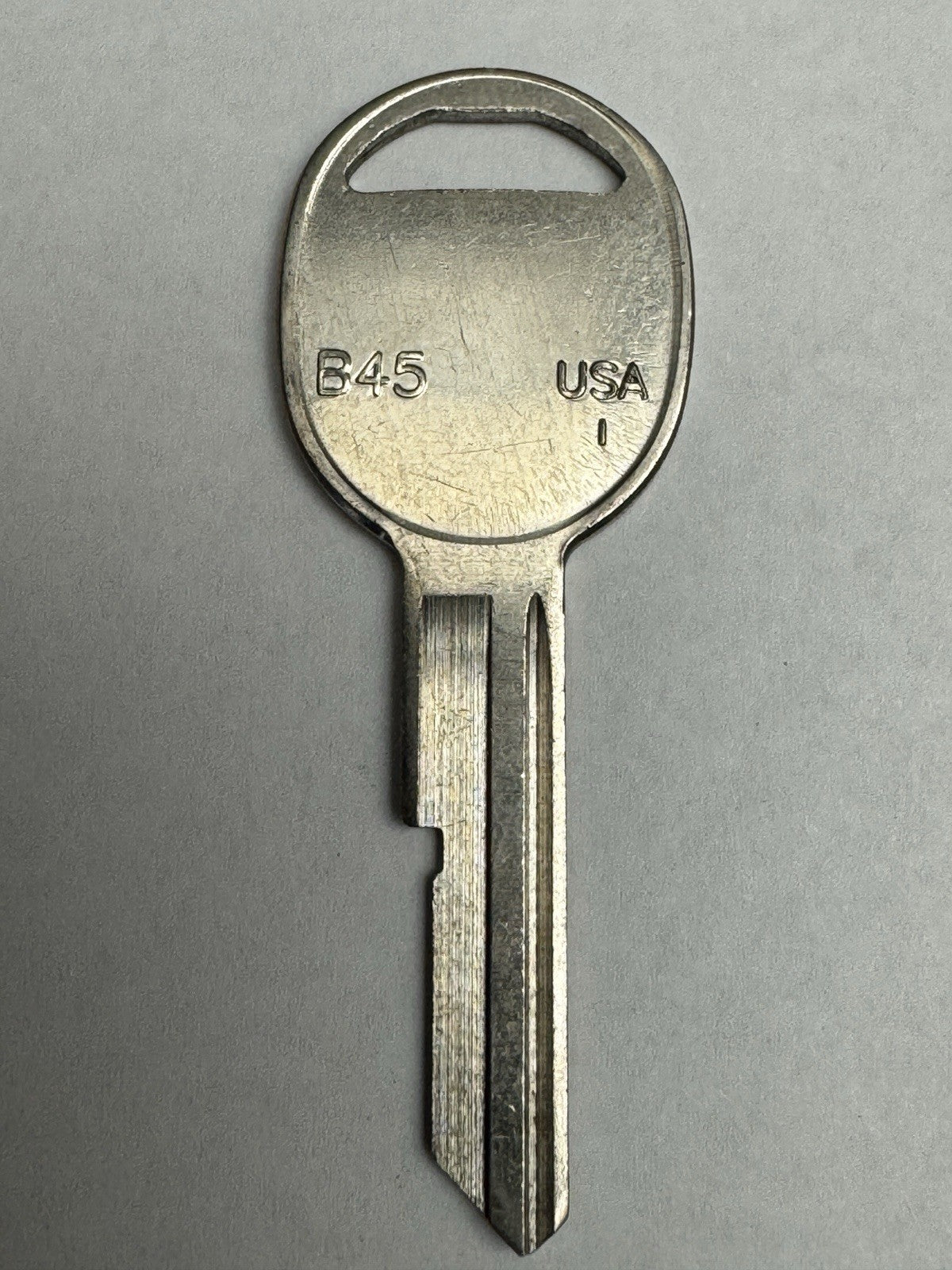 Ilco - B45 - S1098H - Key Blank - GM " H " - Chevy - Door lock - USA — photo 4