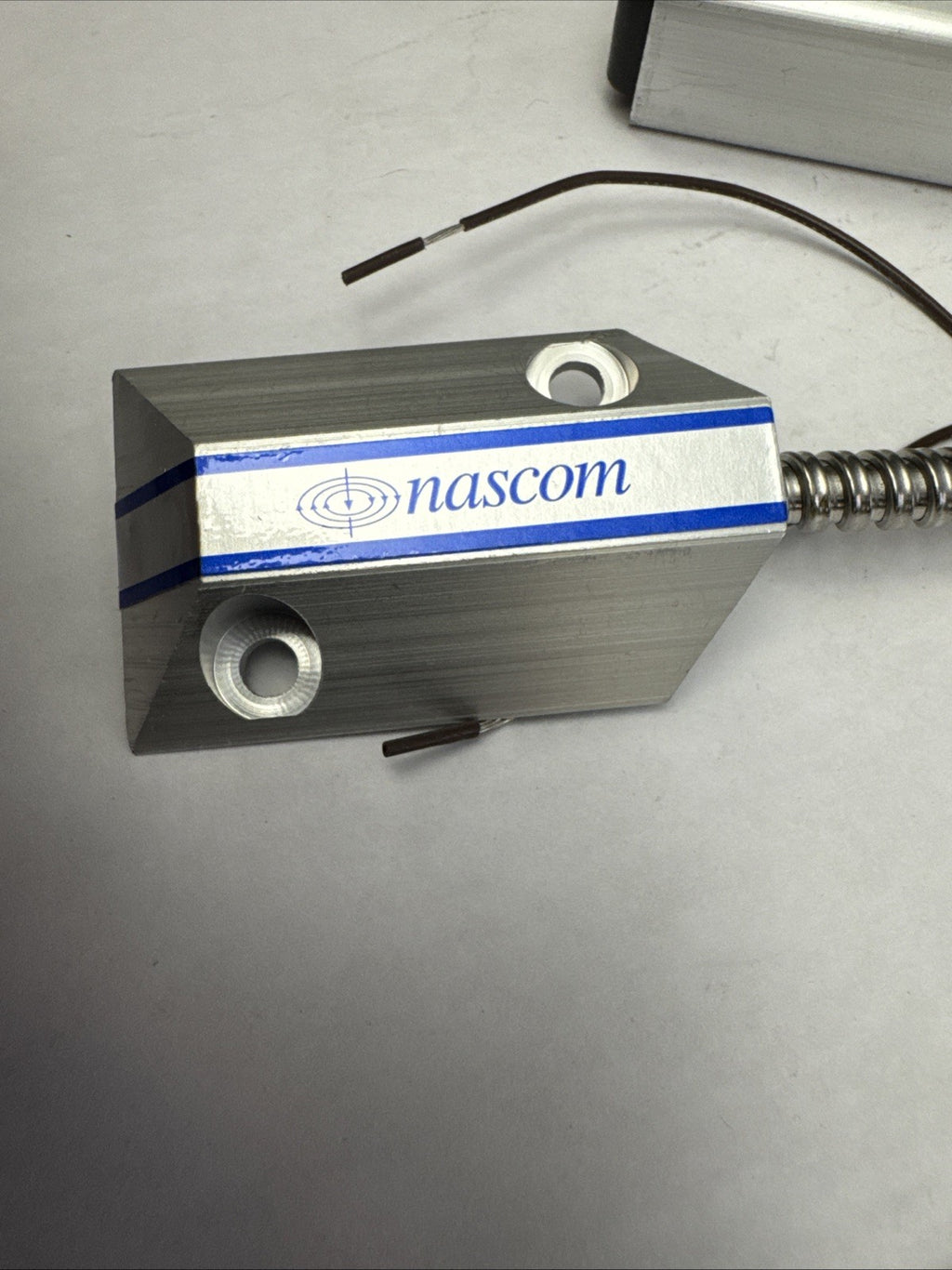 Nascom N200AU/ST036 Overhead Door Contact Switch — photo 3
