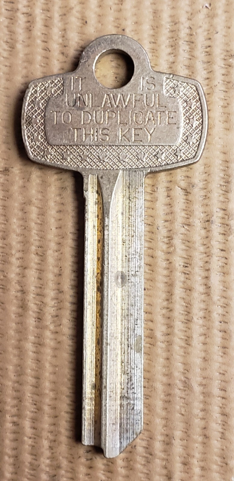 SFIC - B - 1A1B1 - IC Core - Small Format - BEST Look A Like - Key Blank — photo 2