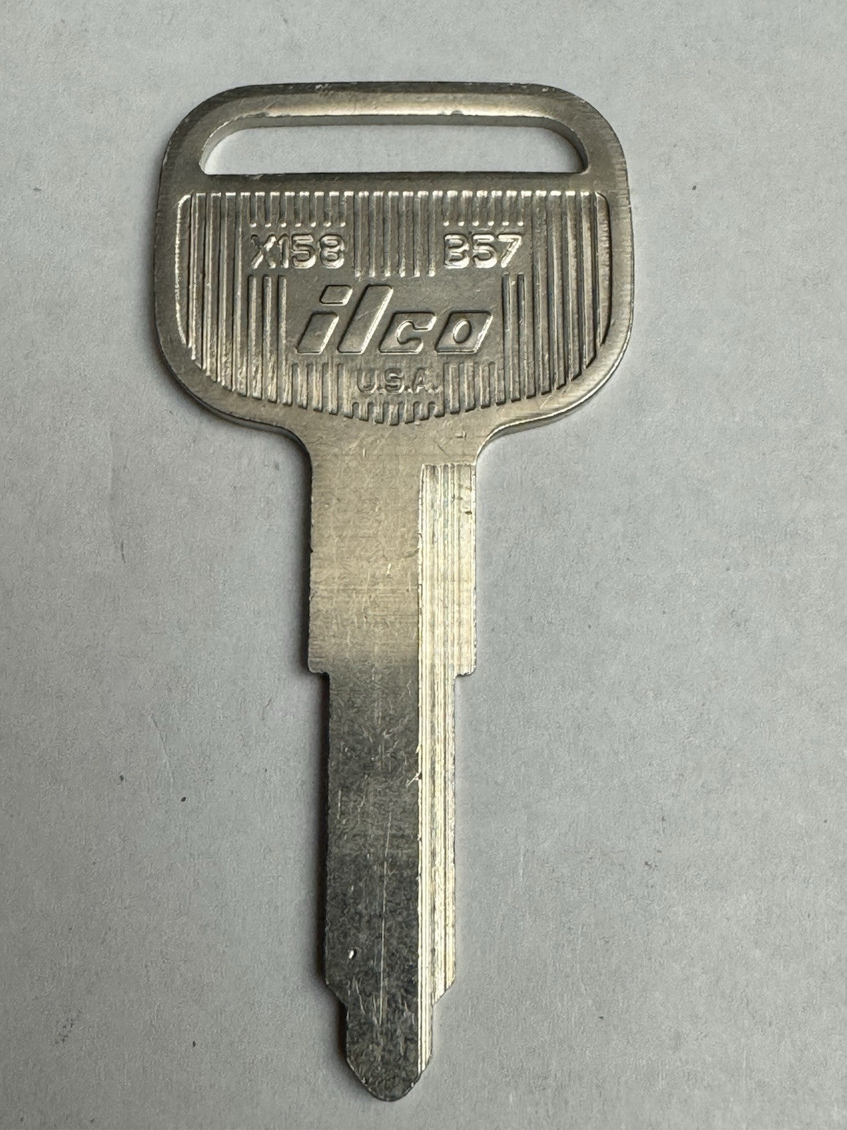 Ilco - X158 - B57 - Chevy - GMC - Isuzu - Key Blank — photo 2