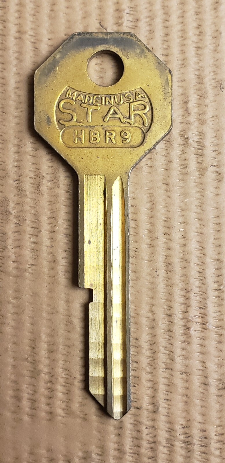 STAR - B44 - B45 HBR9 - Key Blank - GM E + H pair Combo 1 key - Vintage — photo 2