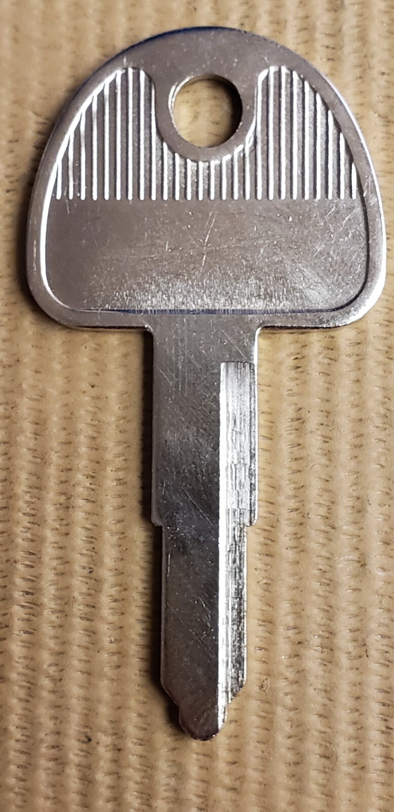 Ilco - X87 - SUZ11 - Key Blank — photo 2