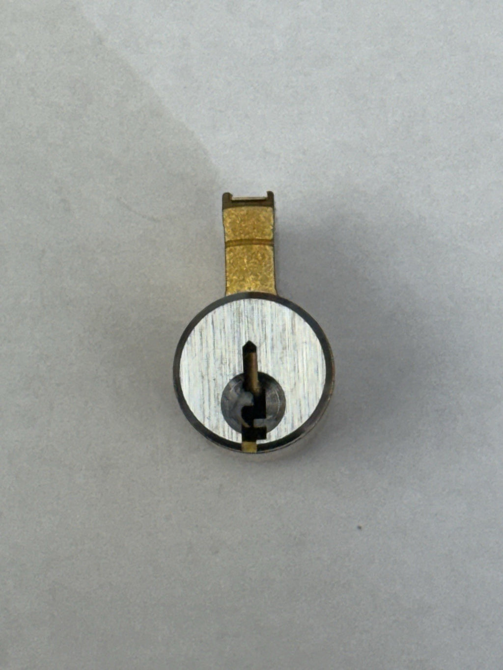 Kwickset - KW1 - KIK - Knob, Lever, Deadbolt Cylinder - Satin Chrome - 5 pin/cut — photo 2