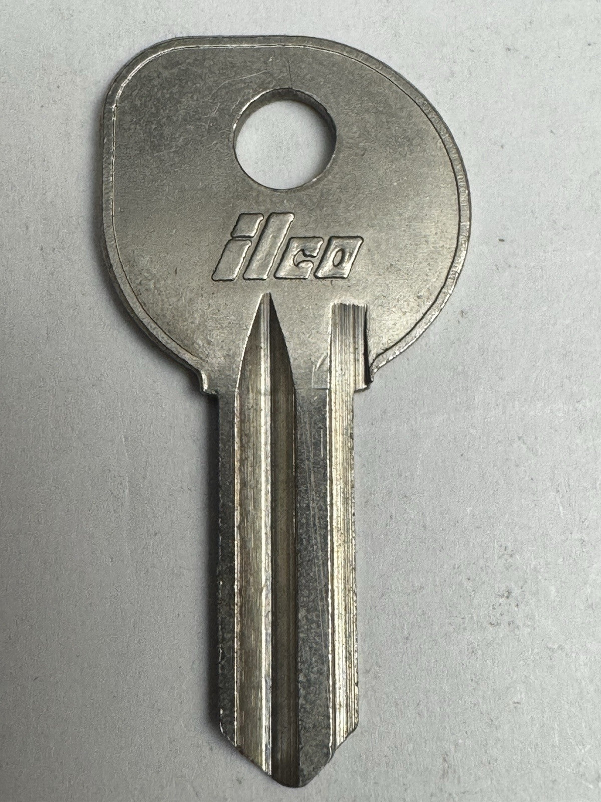 Ilco - 1040C - Mercury Outboard - Key Blank — photo 3