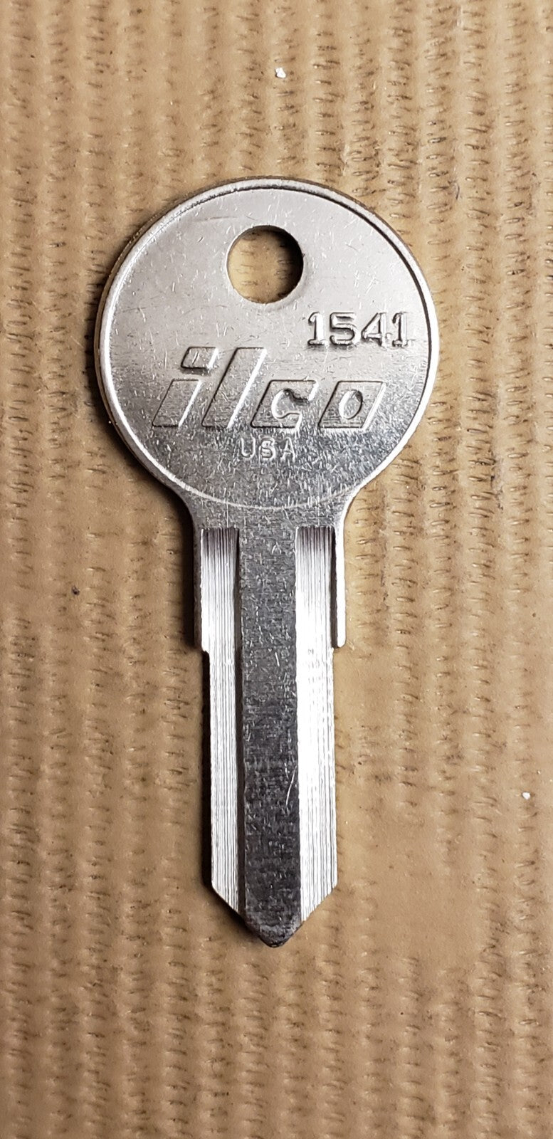 Ilco - 1541 - Key Blank - Thermostat Box — photo 1