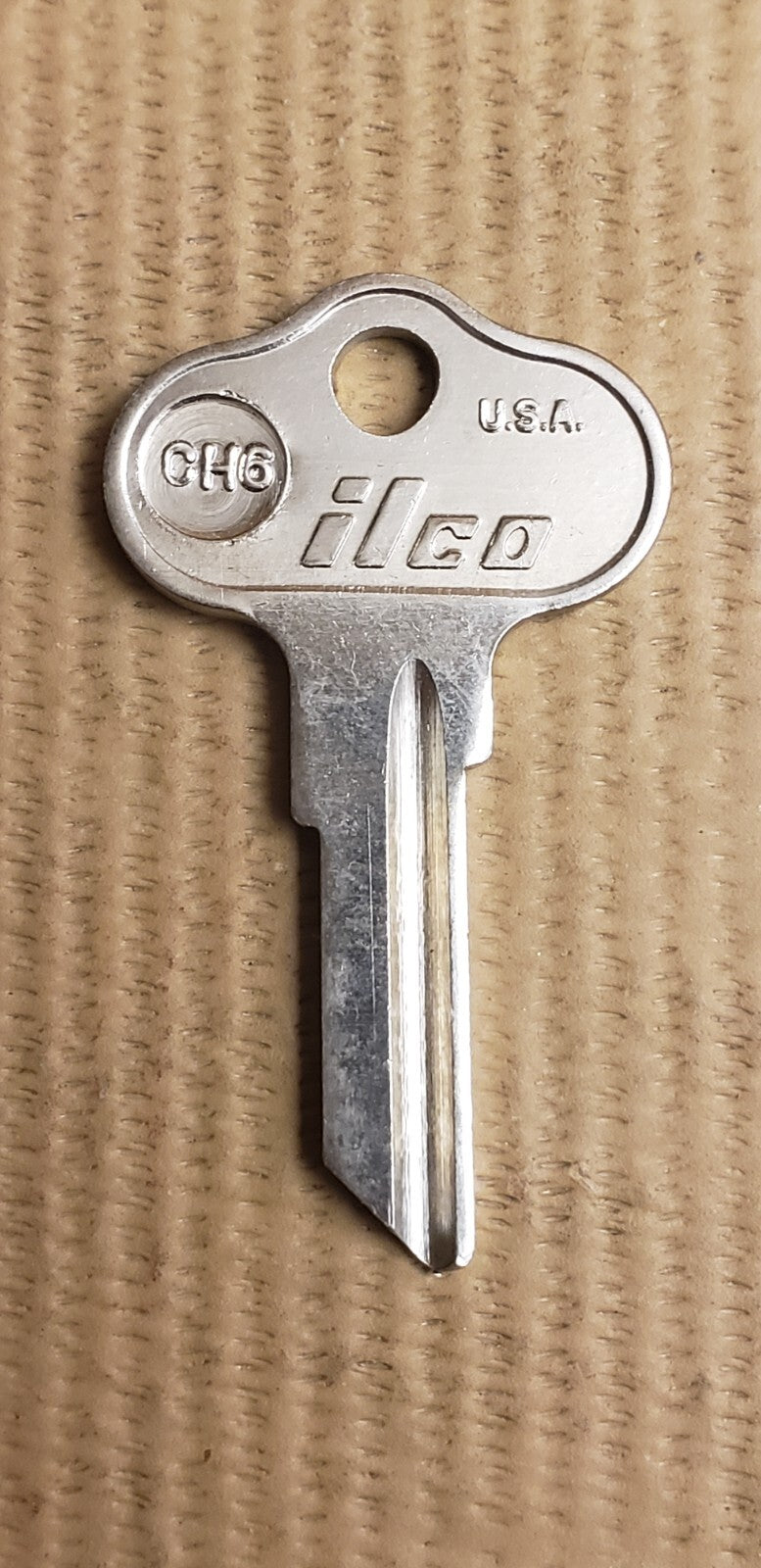 Ilco - CH6 - CHRYSLER OUTBOARD MOTOR - Key Blank — photo 1