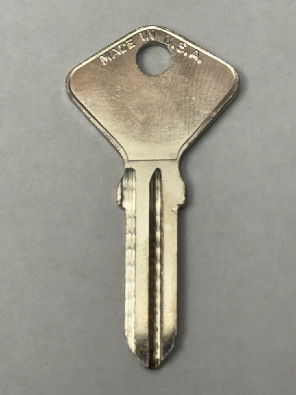 DL / Ilco - SF3 - F91C2 - F72Y - Key Blank — photo 2
