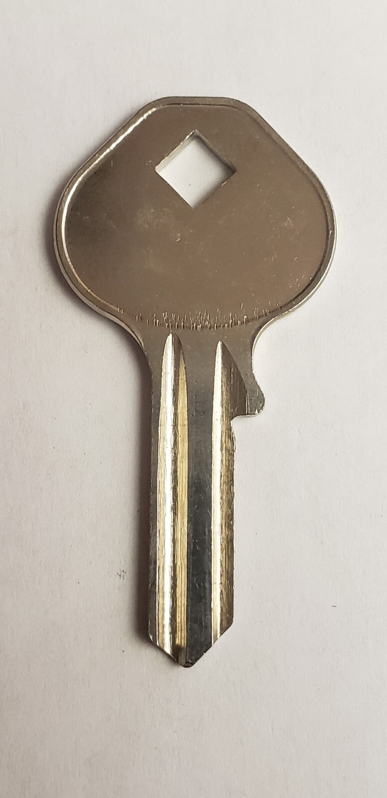 Ilco - M18 - 1092-40 - Key Blank — photo 2