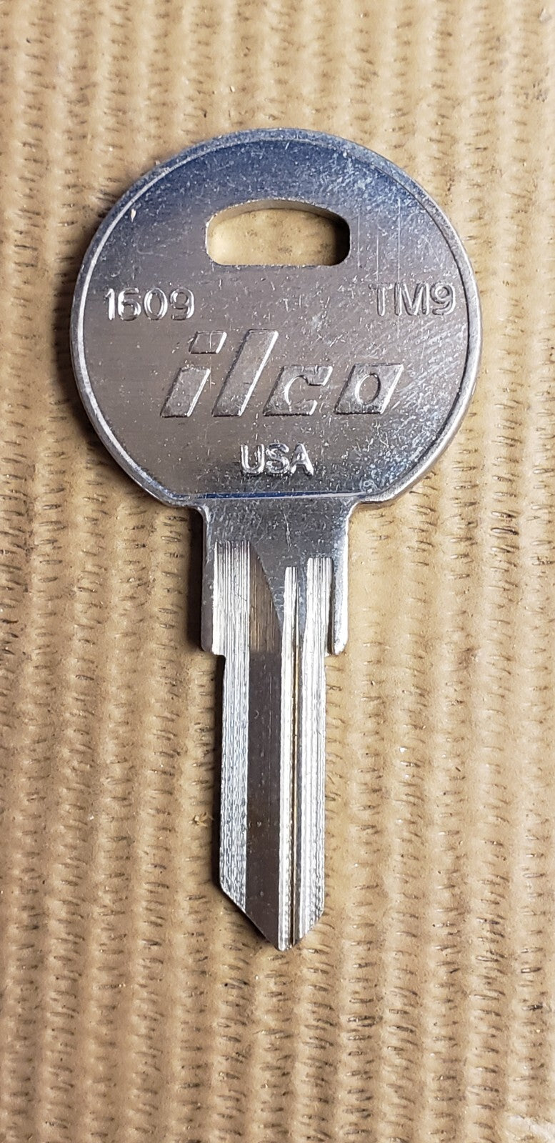 Ilco - TM9 - 1609 - TRIMARK RV KS150 - Key Blank — photo 2