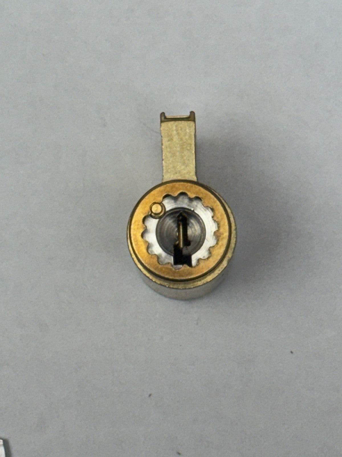 Kwickset - KW1 - KIK - Knob, Lever, Deadbolt Cylinder - Satin Chrome - 5 pin/cut — photo 3