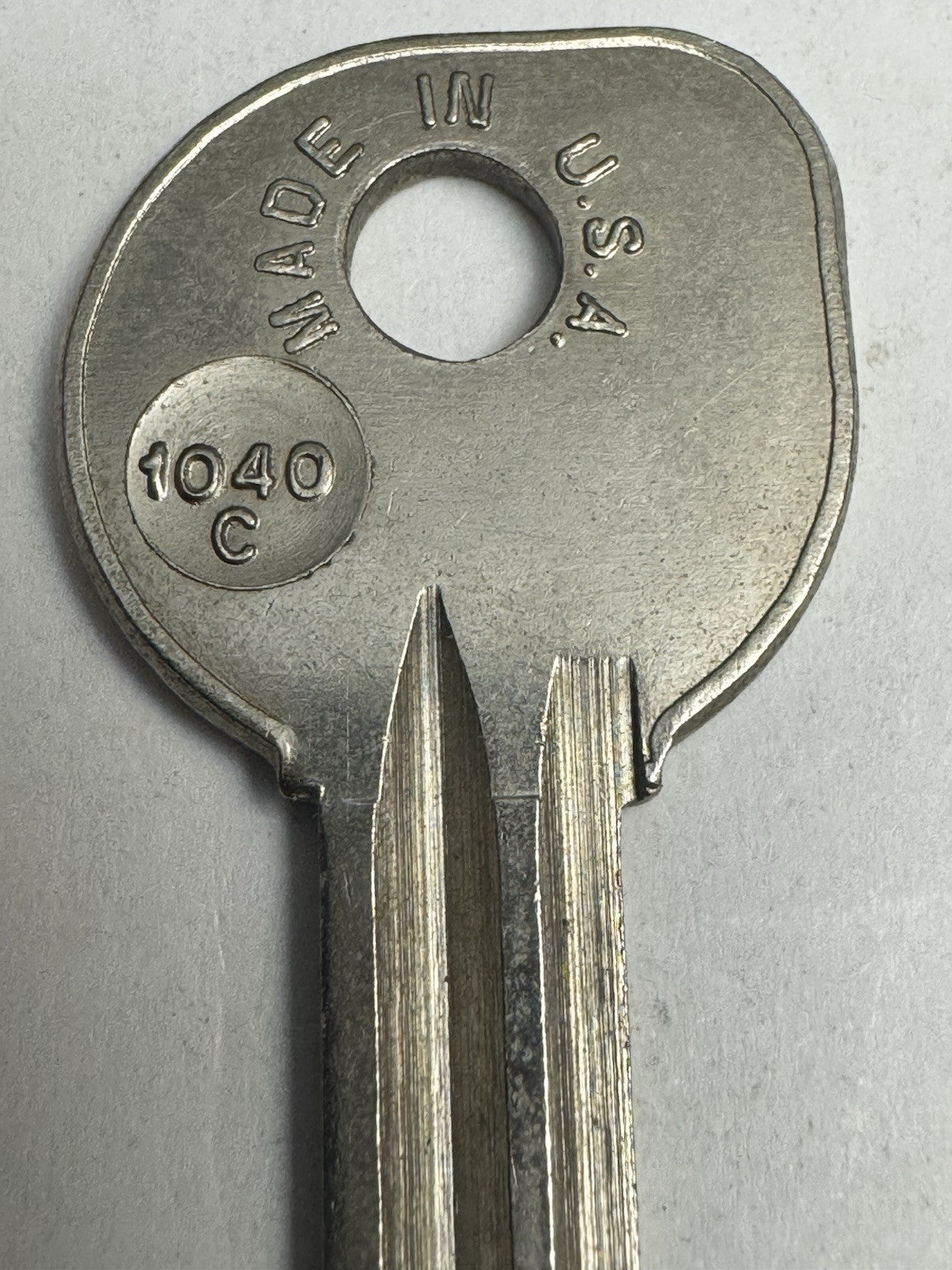 Ilco - 1040C - Mercury Outboard - Key Blank — photo 4