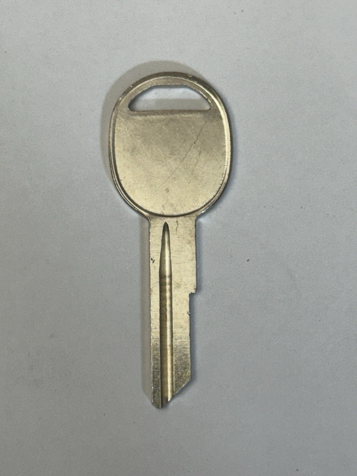 ILCO - RA3 - S1970AM - AMC - Freightliner - International - Key Blank — photo 2