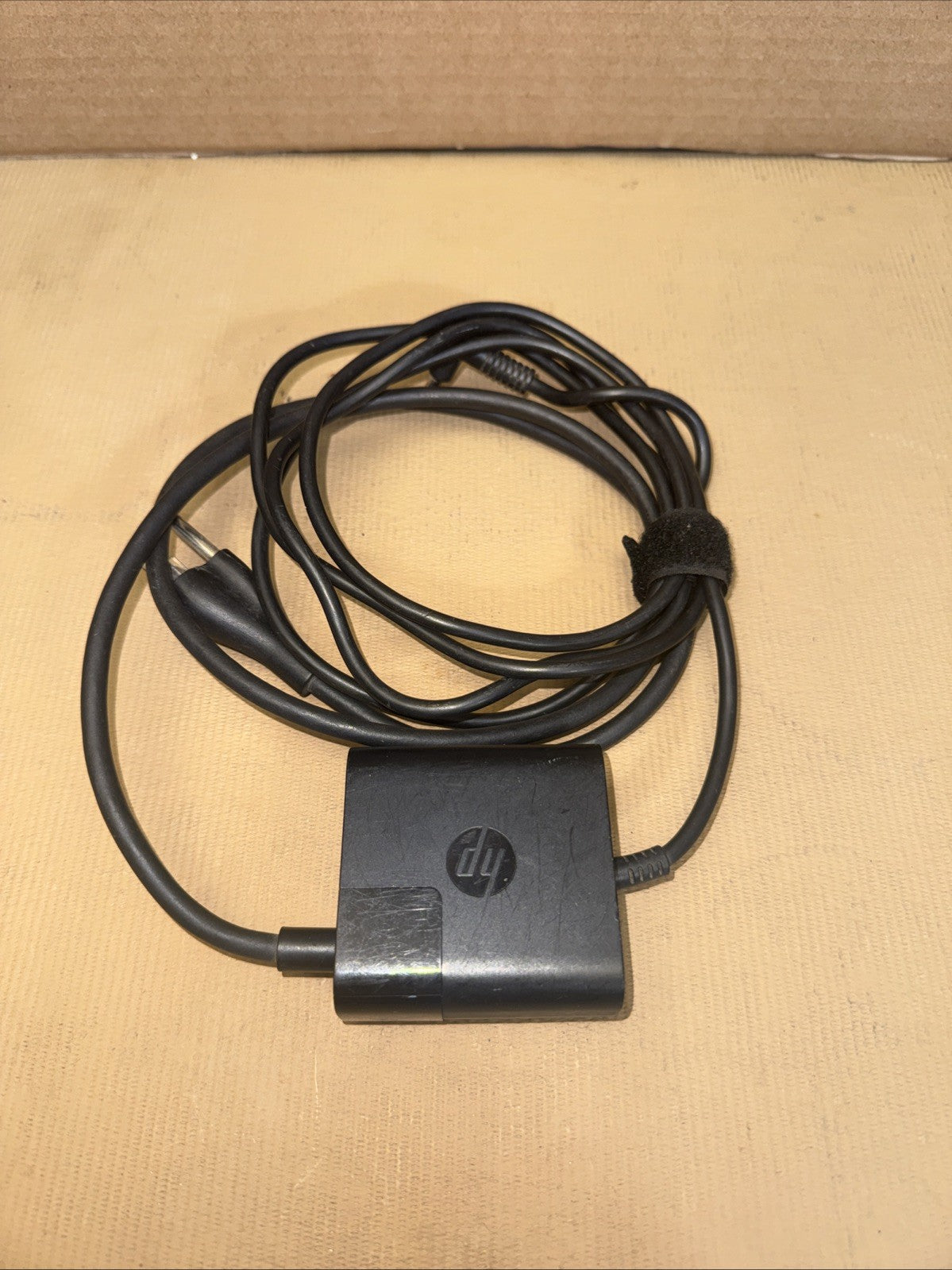 HP 853490-002 TPN-CA04 19.5V 2.31A 45W Notebook Ac Adapter - Genuine OEM — photo 5