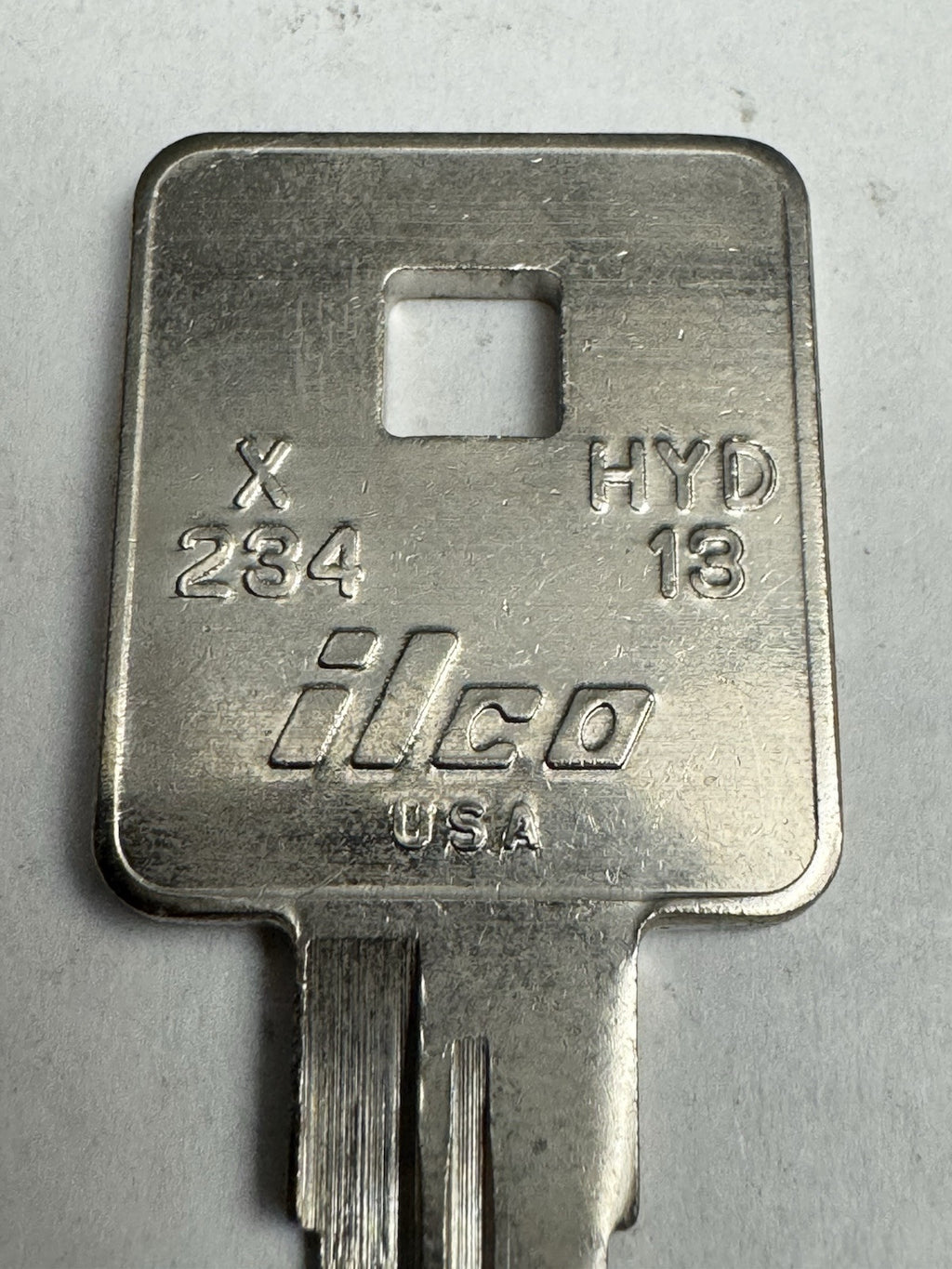 ILCO - X234 - HYD 13 - HYD13 - Harley Davidson - Key Blank — photo 4