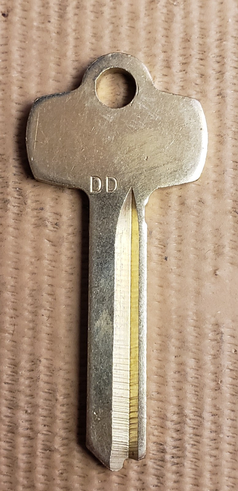 I.C. Core - " DD " - Key Blank — photo 1
