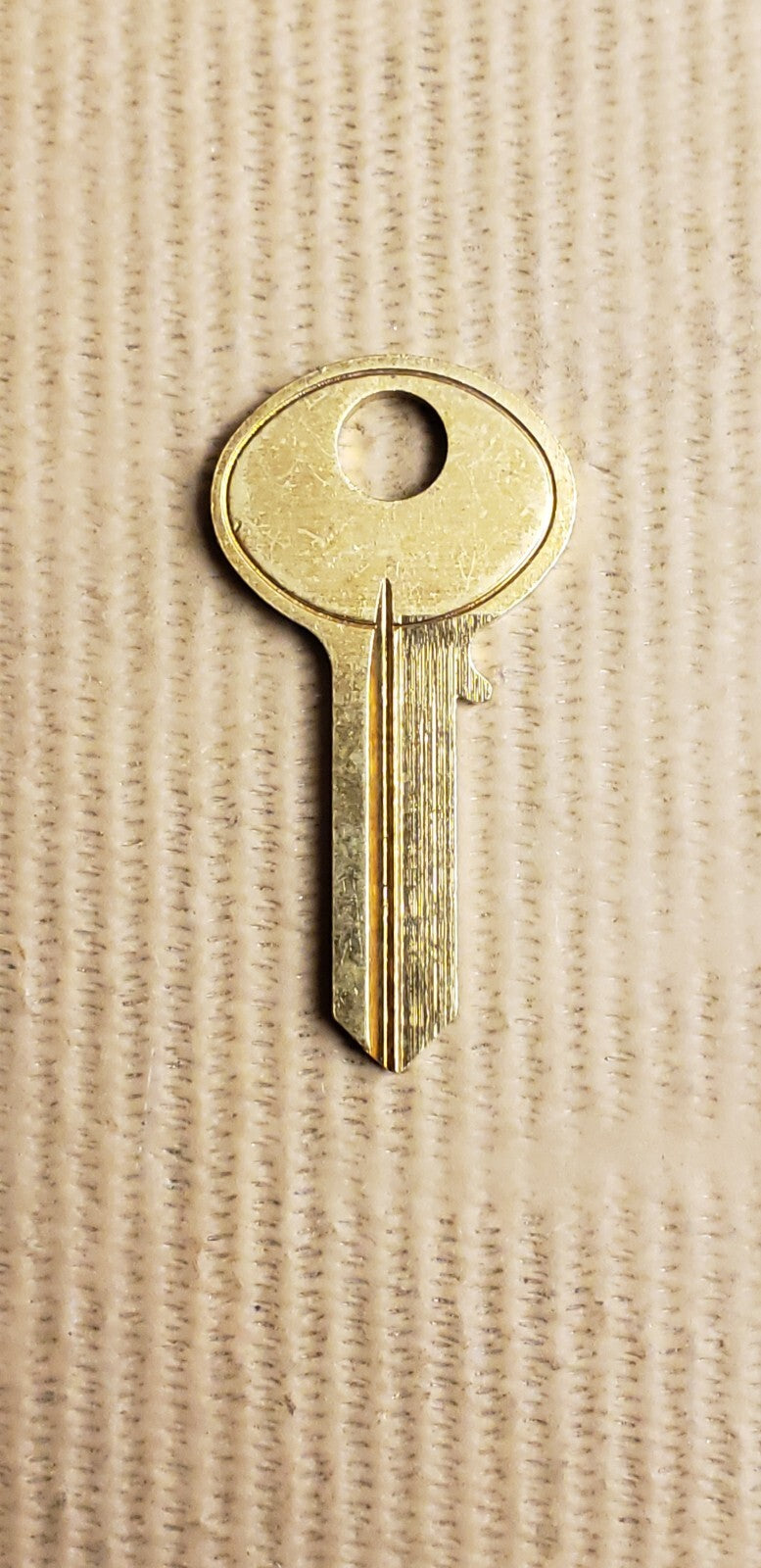 CO106 - Key Blank - USA — photo 3