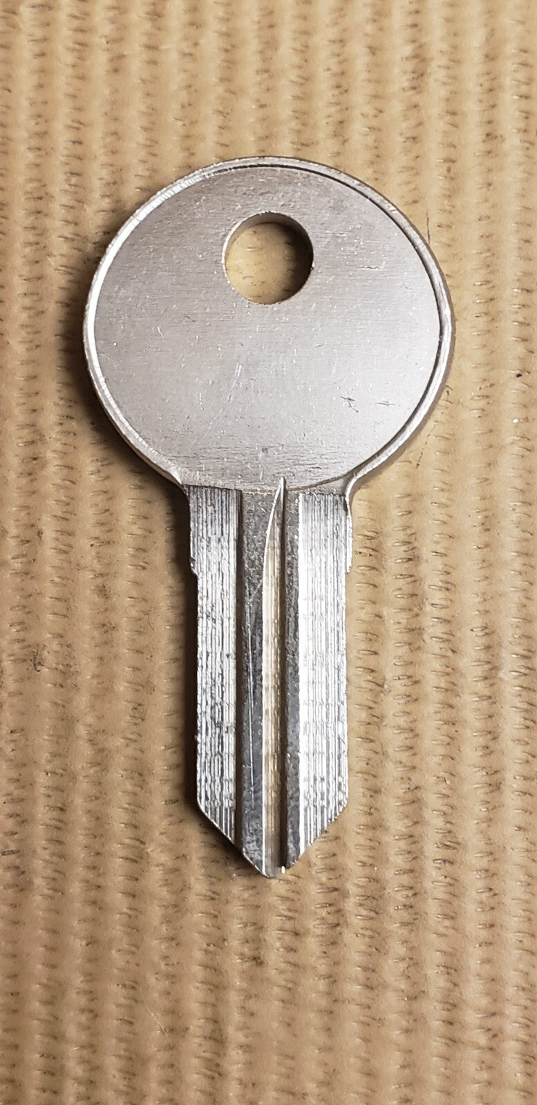 Ilco - S1042ZP - S 1042 ZP - Key Blank - Illinois - Globe Lehigh Meilink — photo 2