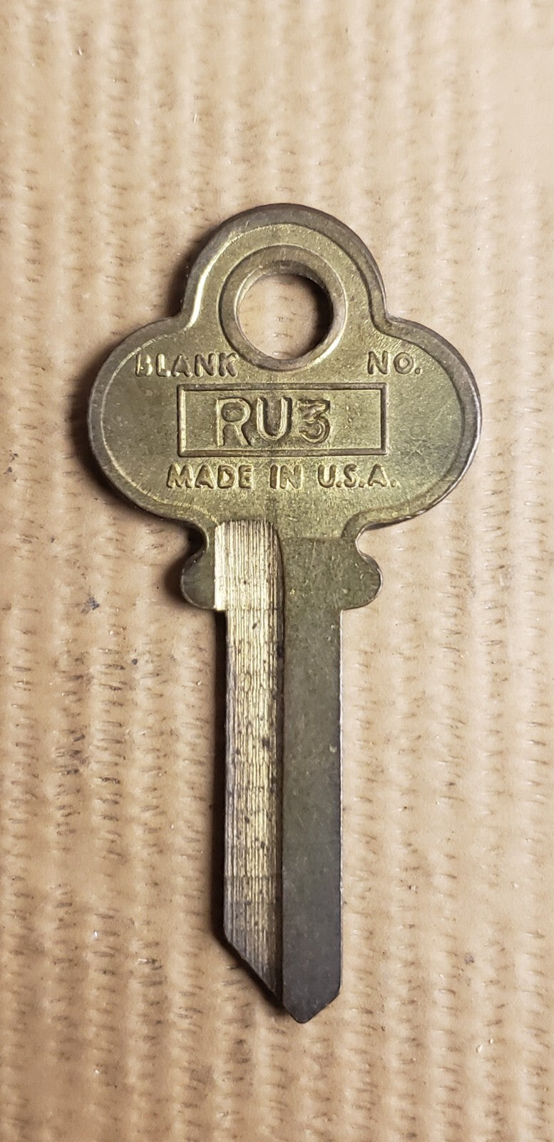 Curtis - RU3 - 1011B - Key Blank — photo 1