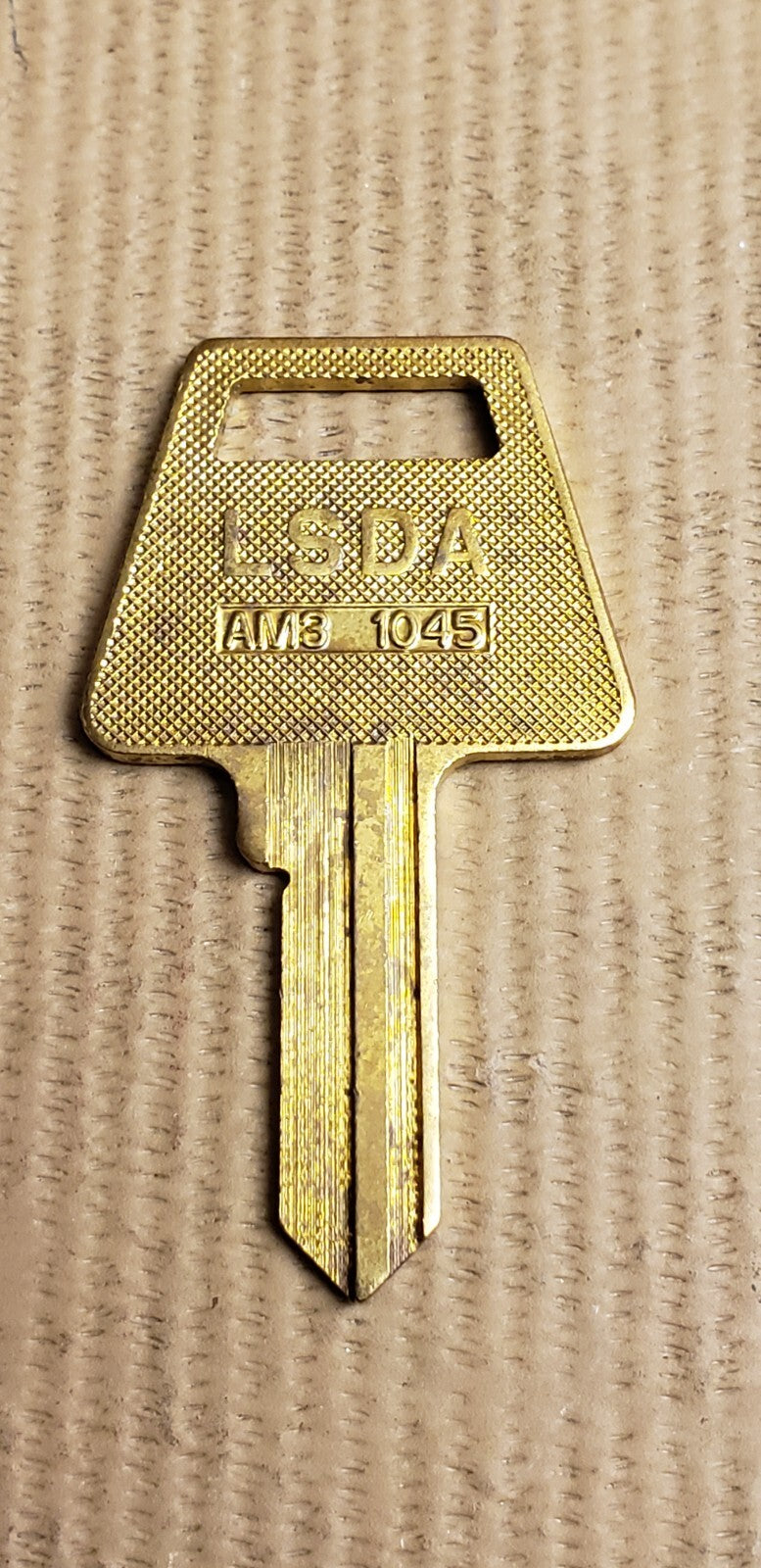 LSDA - AM3 - 1045 - Key Blank — photo 1