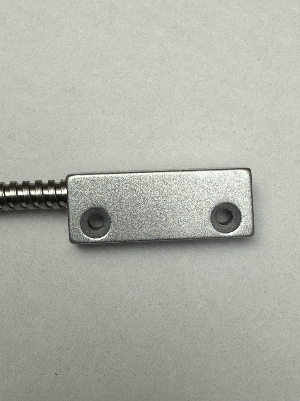 Tane Alarm - MET-200 (AR) - Surface Mount Contact - Armored Cable (AR) — photo 4