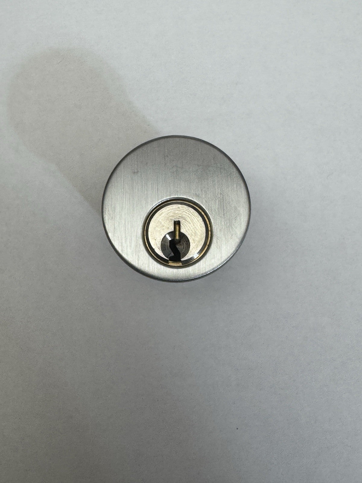 1 1/4” Mortise Cylinder - SC1 - Schlage - Satin Chrome 26D — photo 4