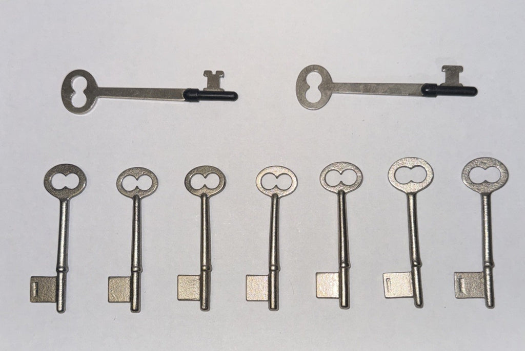 Vintage Brass Small Skeleton Keys Closed Barrel Key Lot of 9 - Silver — photo 2