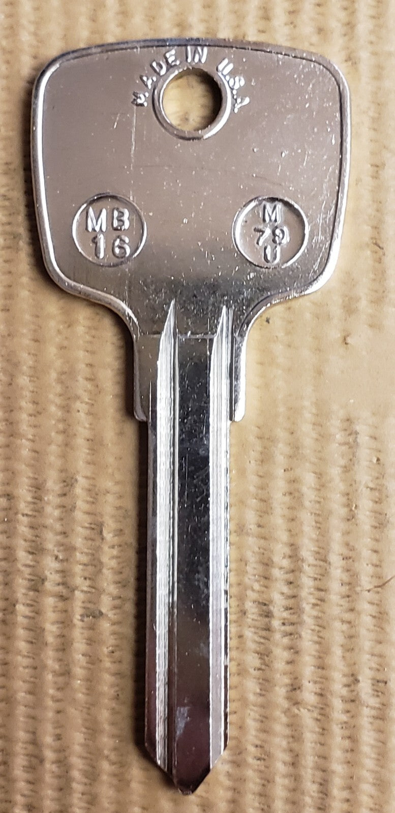 Ilco - MB16 - M79U - Key Blank — photo 1