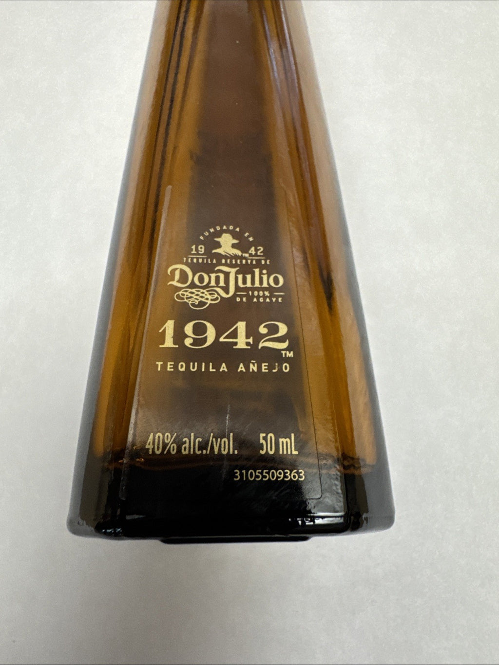 Rare Empty Don Julio 1942 Tequila 50 ml Tequila Bottle — photo 3