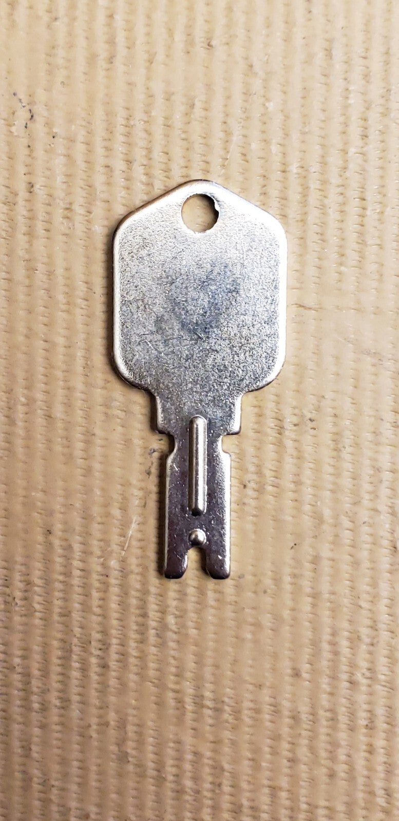 Ilco - 1430 - Key Blank - Clark Forklift — photo 2