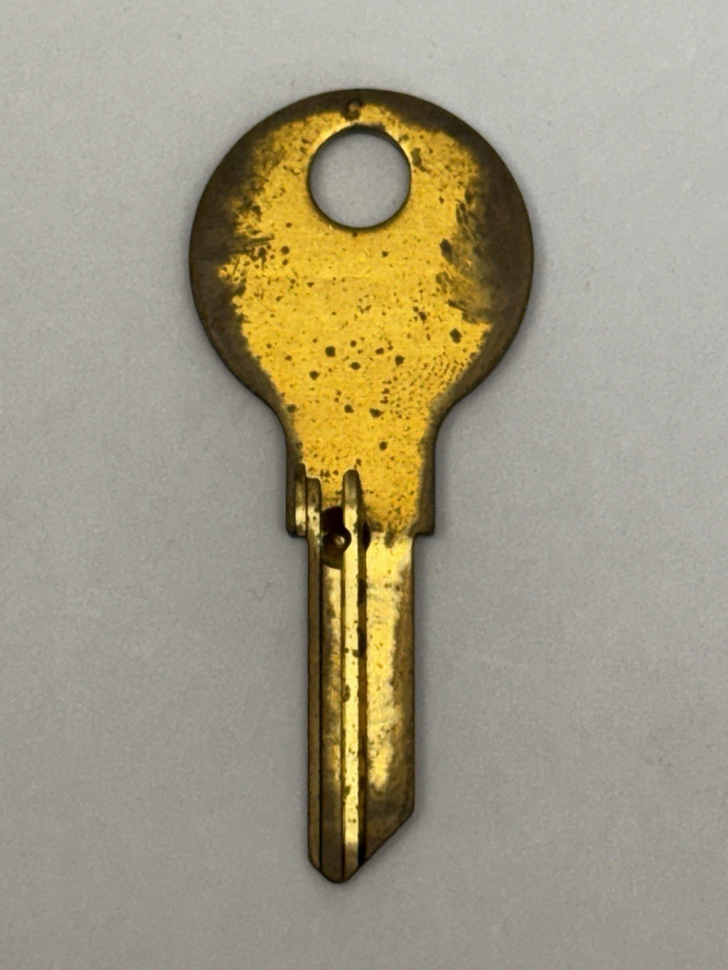 OEM Chicago - DK-104-H - AP4 - 104AM - K104 - Key Blank - AMF - Vintage — photo 2