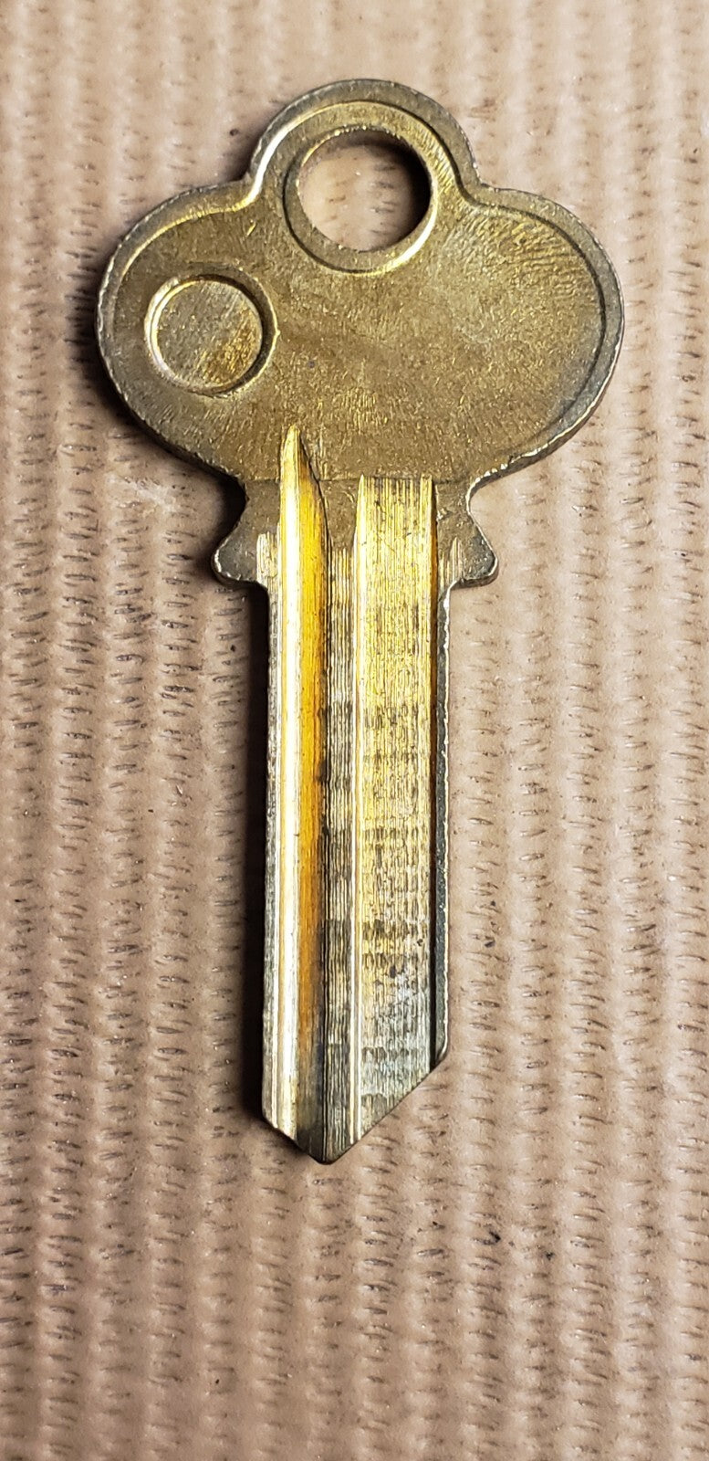 Taylor - 67M - Key Blank — photo 2