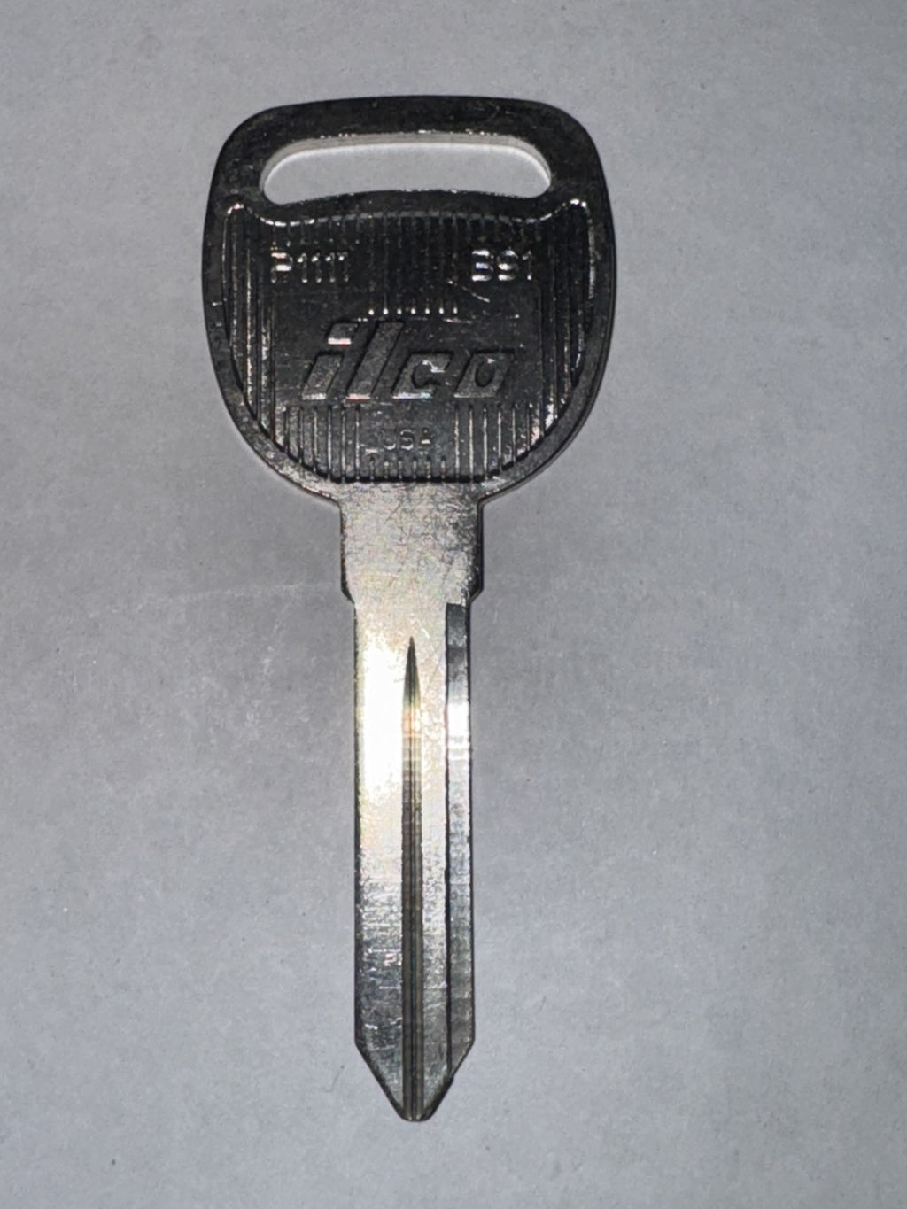 Ilco - B91 - P1111 - GM - Key Blank — photo 1