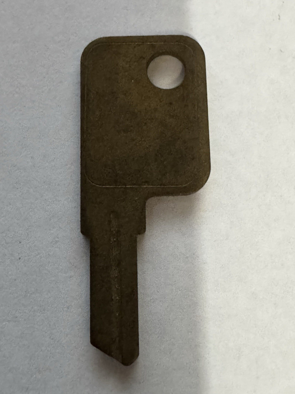 HK2 - HAW2 - 1598 - Hayworth - Key Blank - Vintage — photo 4