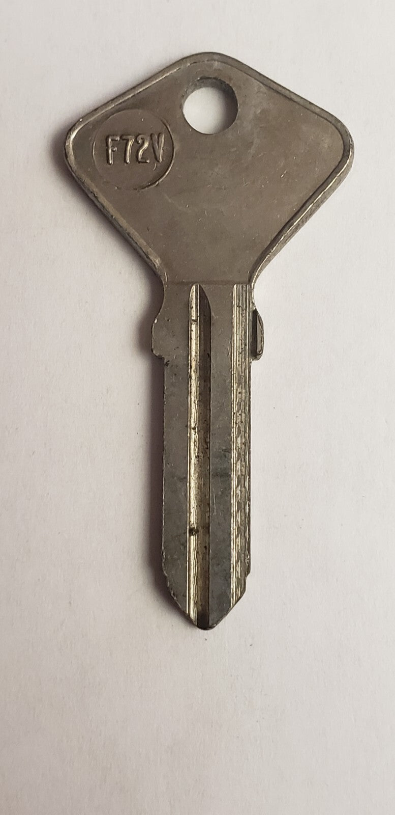 DL - SF4 - F72V - F91C8 - Key Blank — photo 2